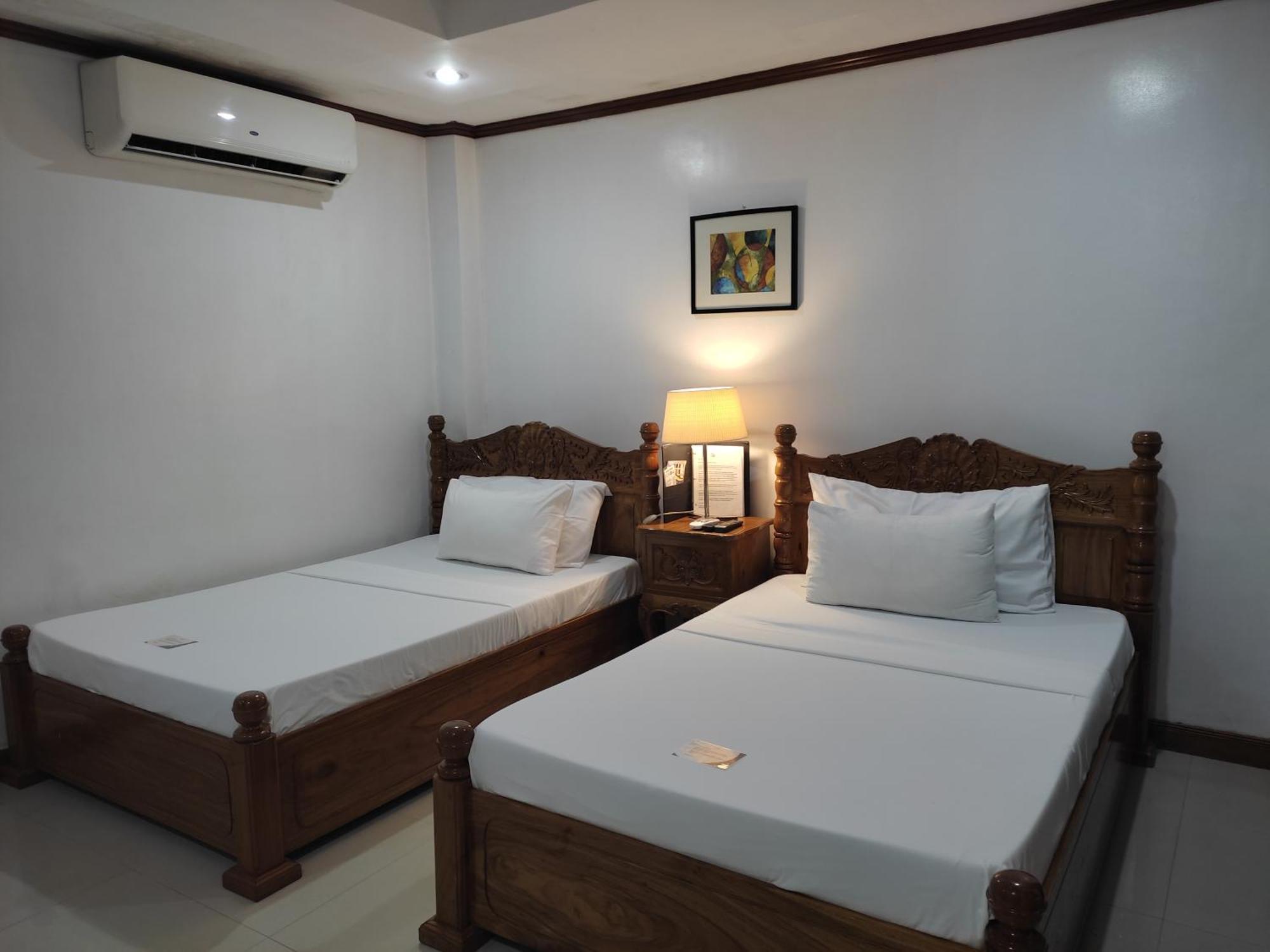 Villa Isabel Hotel Sorsogon Exterior foto